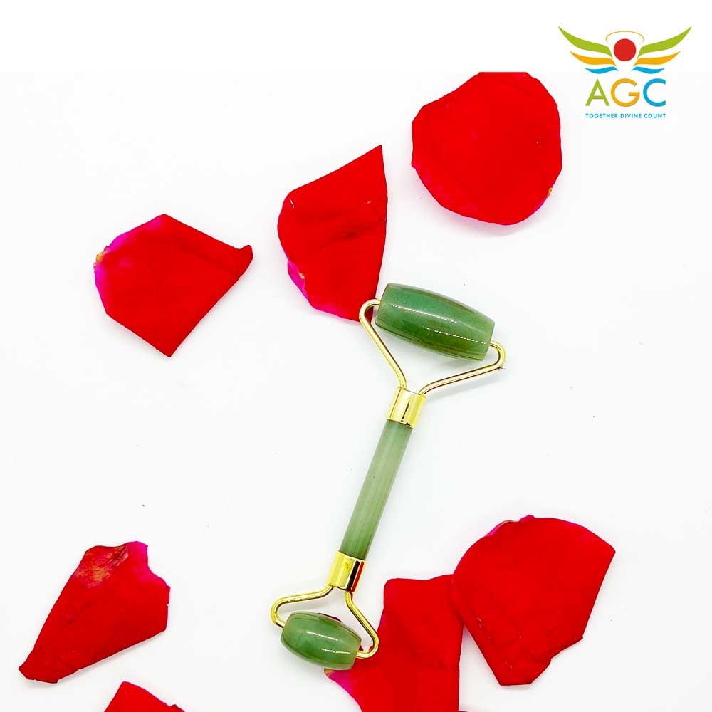 green-jade-face-massager-healing-crystals-gifts-angel-global-consultancy_1000_5 green-aventurine-massager-gifts-love-angel-global-consultancy