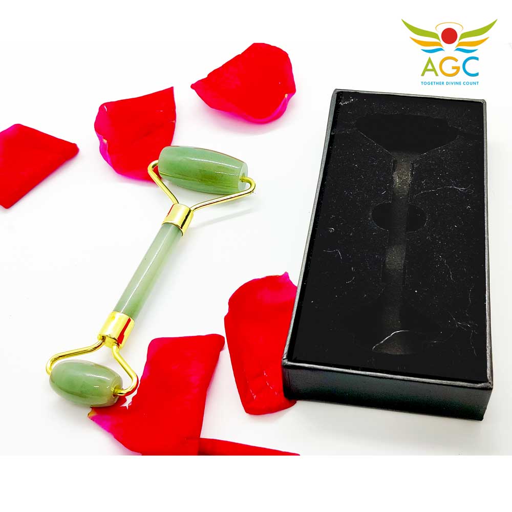green-jade-face-massager-healing-crystals-gifts-angel-global-consultancy_1000_7 green-aventurine-massager-gifts-love-angel-global-consultancy